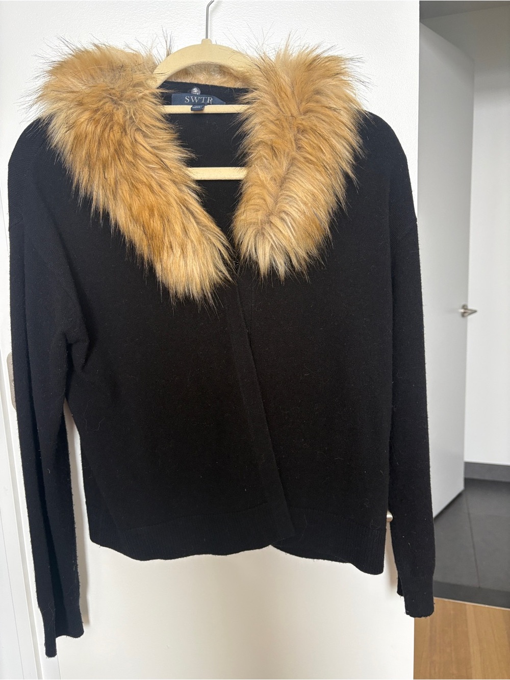Cardigan with Removable Faux Fur Collar